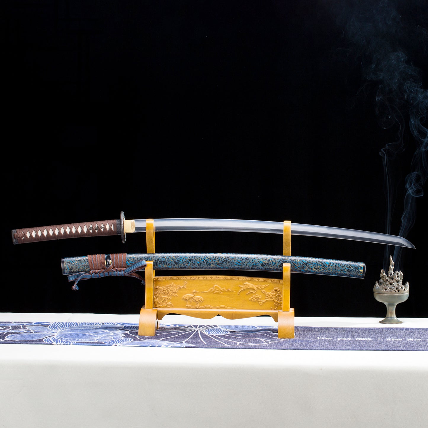 Sanmai Katana Copper Tsuba Hand Polishing